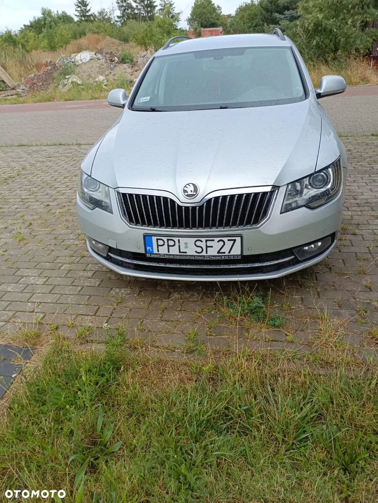 Skoda Superb 2.0 TDI Ambition DSG - 5
