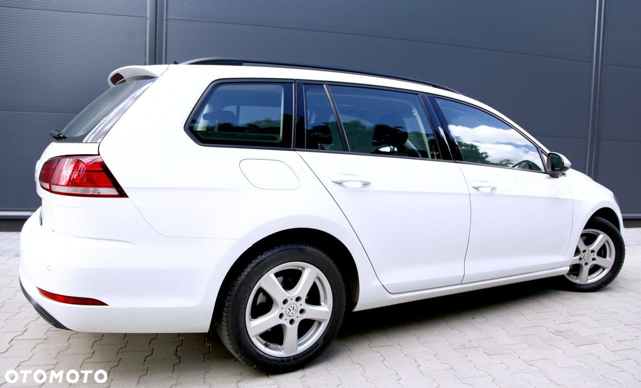 Volkswagen Golf - 21