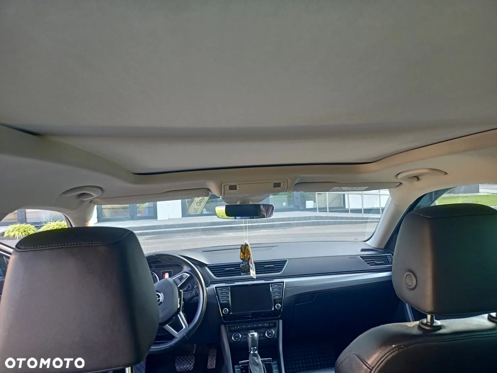 Skoda Superb 2.0 TDI 4x4 DSG Sportline - 25