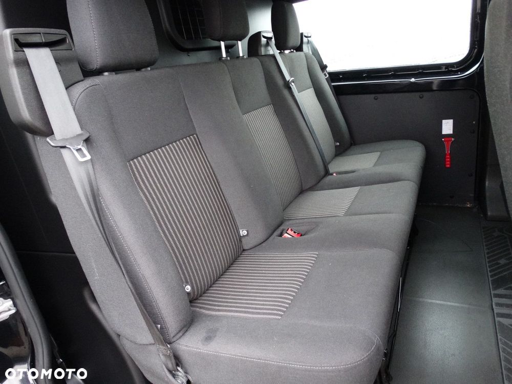 Ford Transit Custom - 11