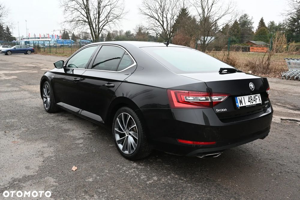 Skoda Superb 2.0 TSI 4x4 L&K DSG - 3