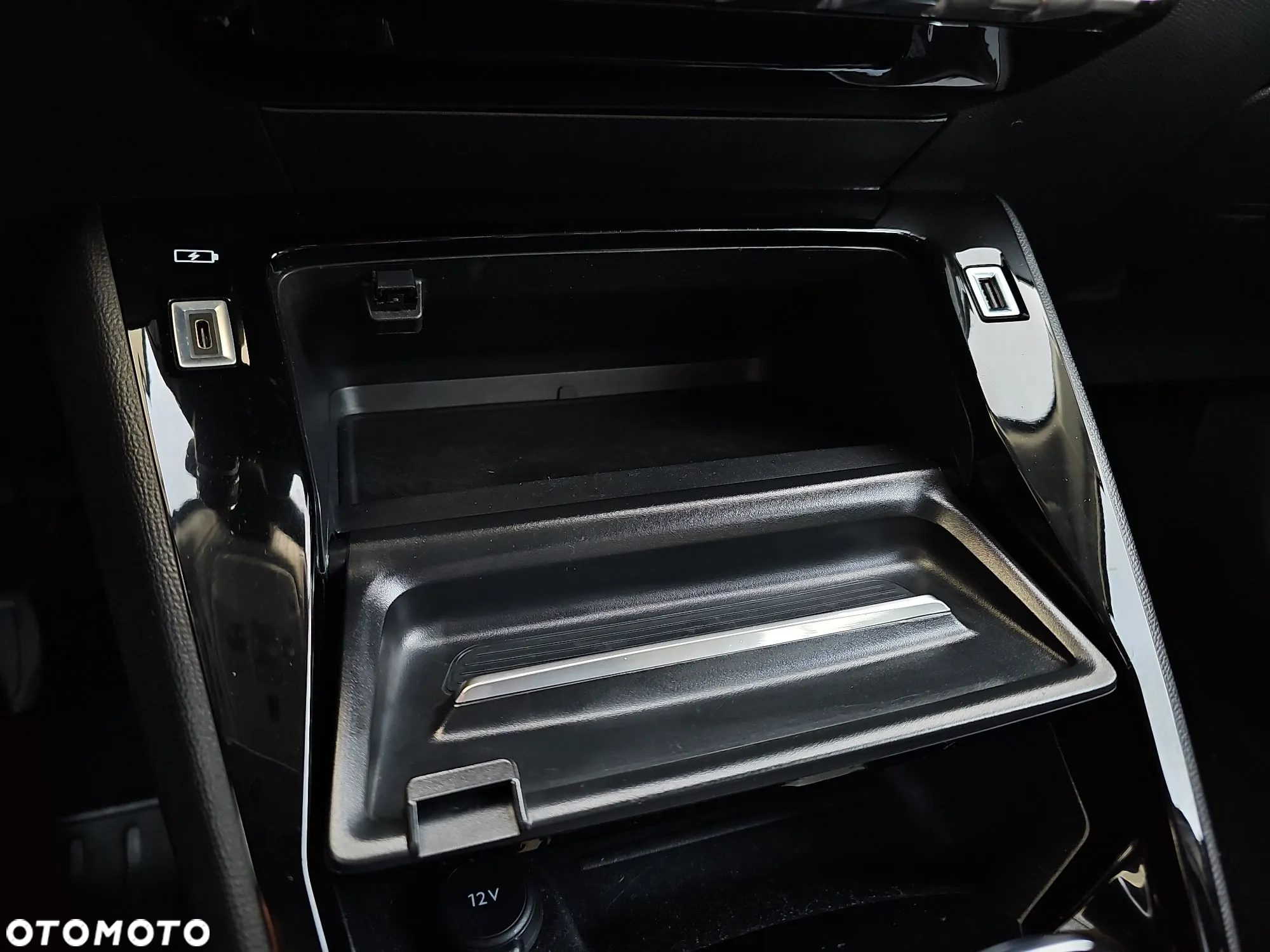 Peugeot 2008 PureTech 130 EAT8 Allure Pack - 23