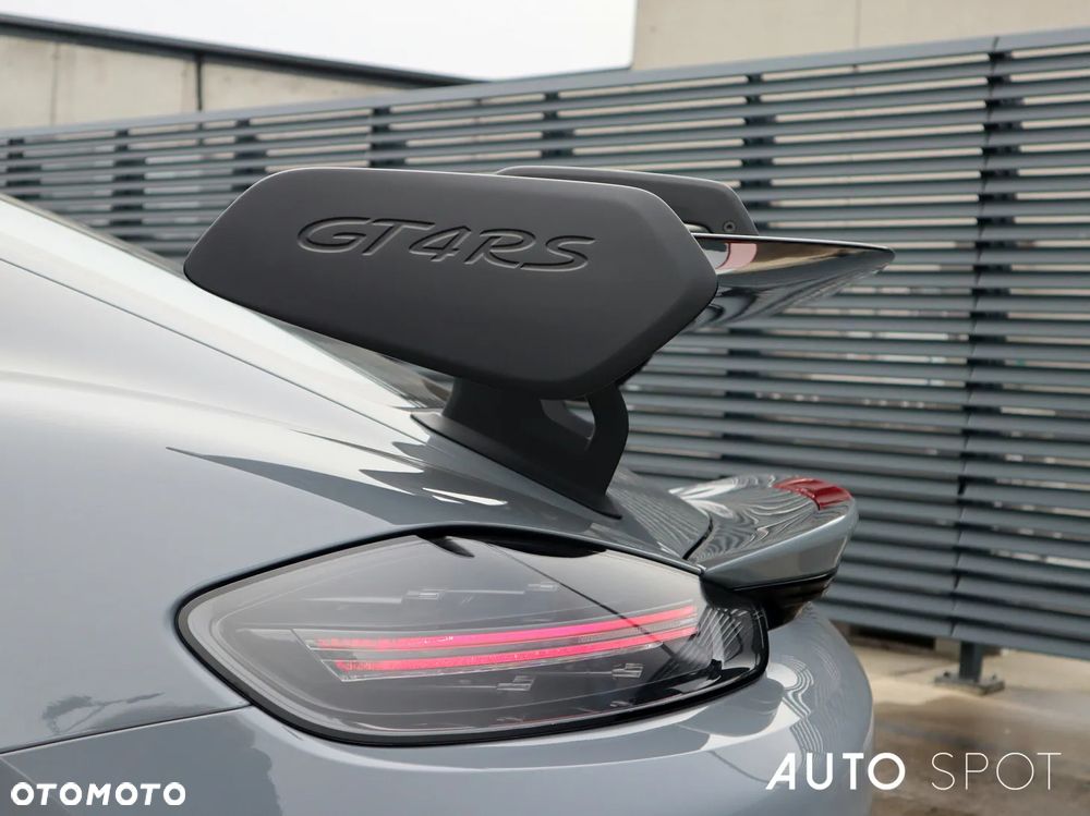 Porsche 718 Cayman GT4 RS - 4