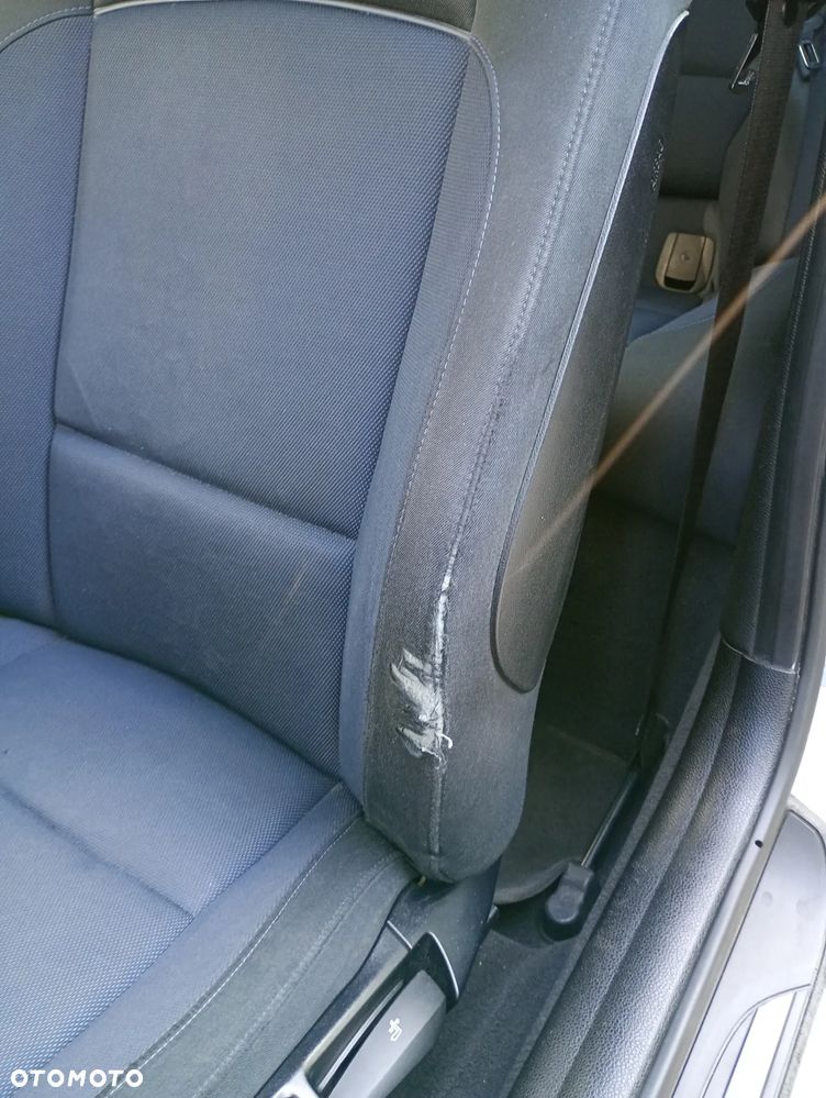 BMW Seria 1 - 36
