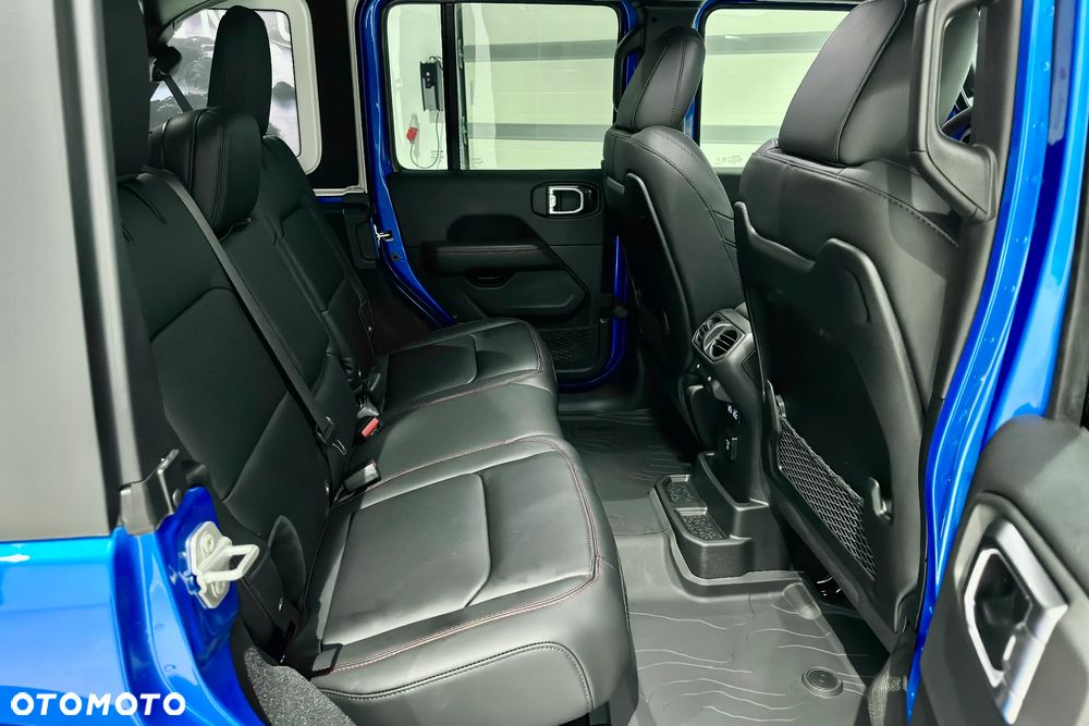 Jeep Wrangler Unlimited GME 2.0 Turbo Rubicon - 24