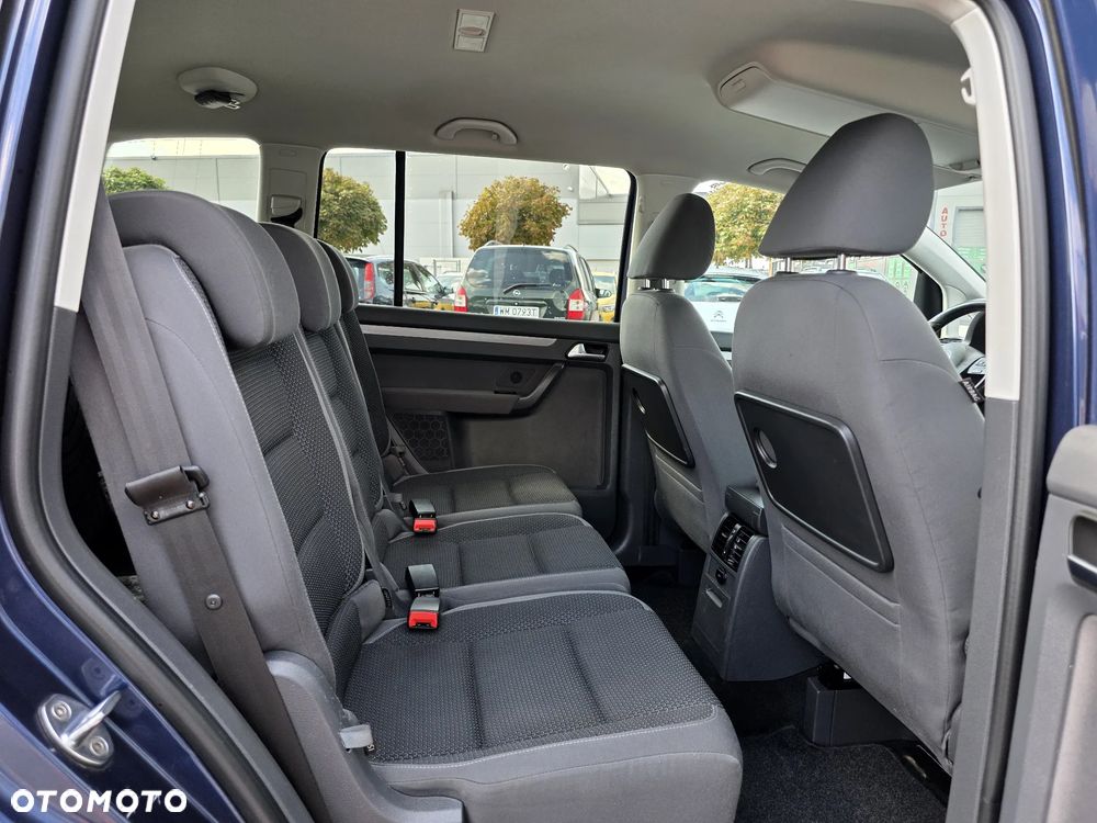 Volkswagen Touran 1.6 TDI DPF BlueMot Comfortline - 12