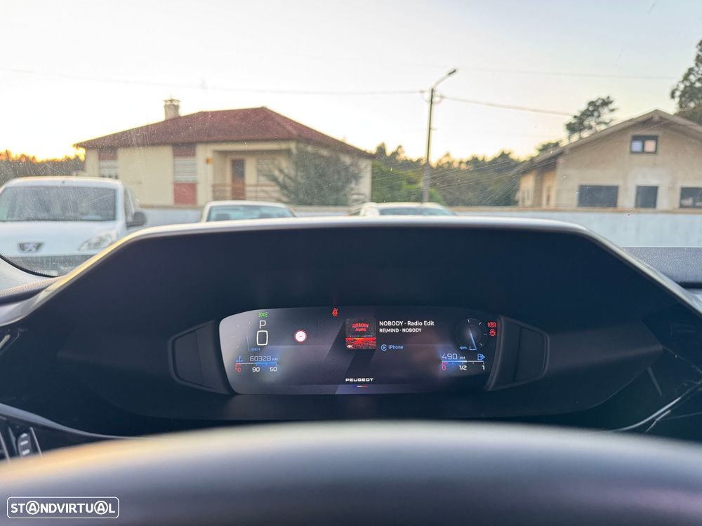 Peugeot 308 1.2 PureTech Allure Pack EAT8 - 16