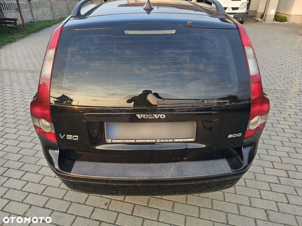 klapa bagażnika volvo v50 kod lakieru 019-26 - 1