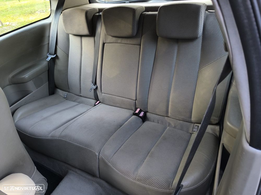 Renault Mégane 1.5 dCi Confort Dynamique - 6