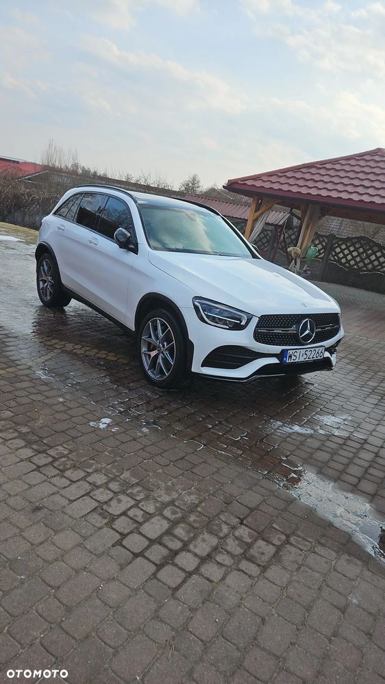 Mercedes-Benz GLC - 25