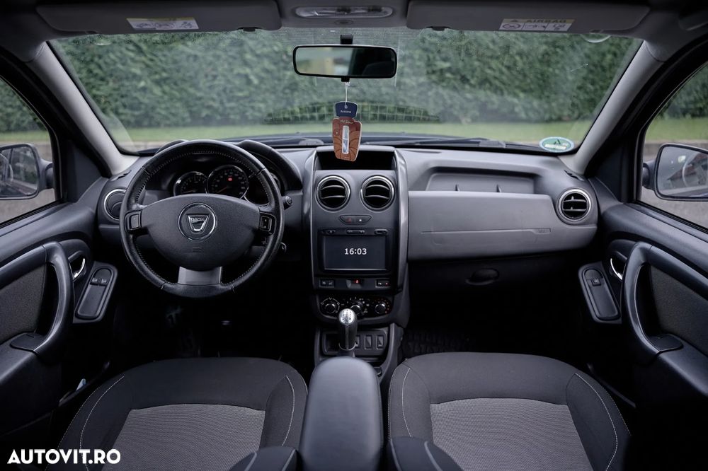 Dacia Duster 1.6 4x2 Laureate - 6