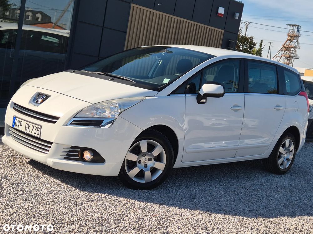Peugeot 5008 2012 photo 2