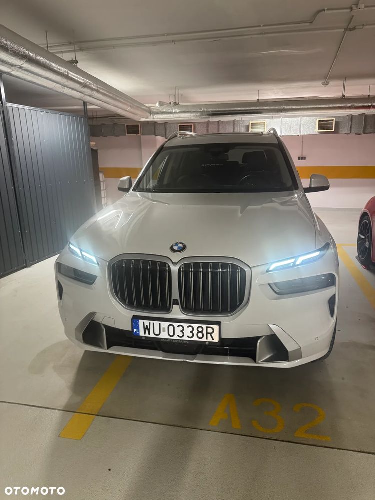 BMW X7 - 1