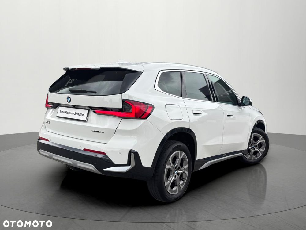 BMW X1 sDrive18i xLine - 3