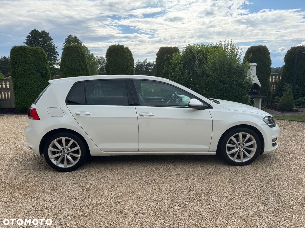 Volkswagen Golf - 2