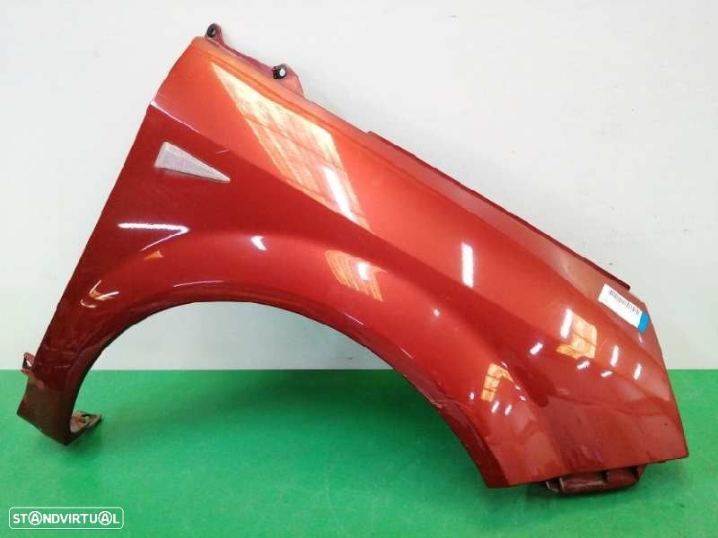 GUARDA-LAMAS FRONTAL DIREITO RENAULT SCÉNIC II 2004 -8200020569 - 2