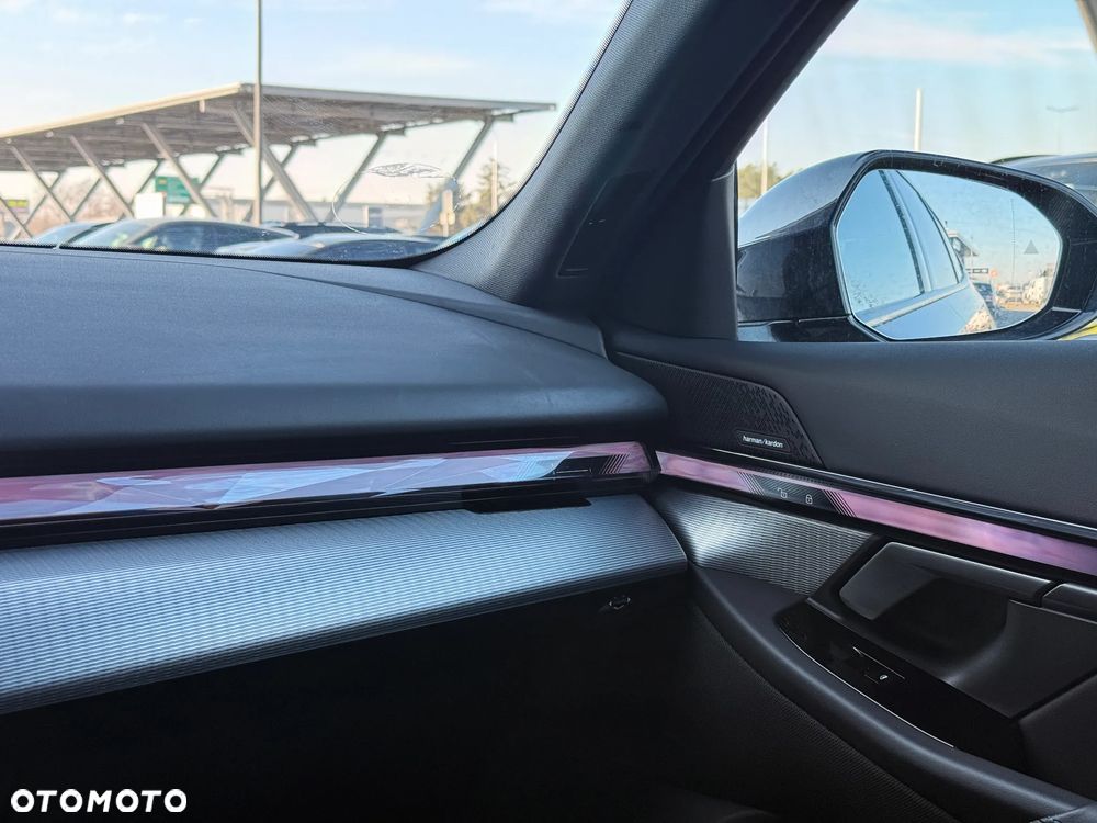 BMW Seria 5 520i - 21