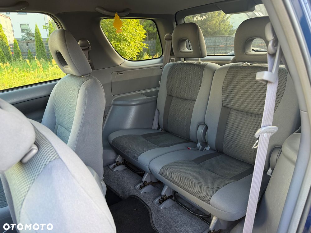 Toyota RAV4 - 11