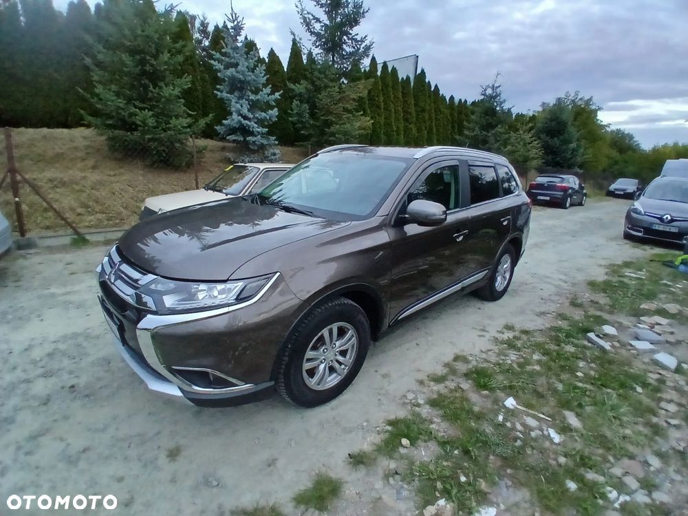 Mitsubishi Outlander - 4