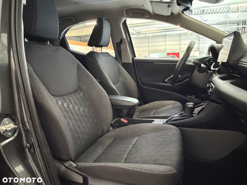 Toyota Yaris Hybrid 1.5 Style - 10