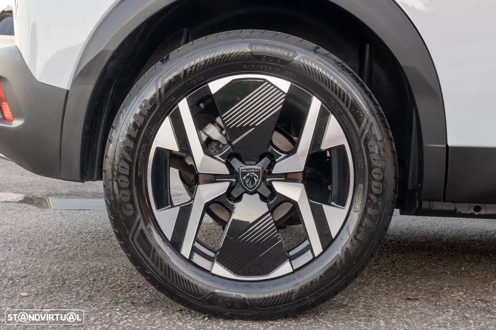 Peugeot 2008 1.2 PureTech Allure EAT8 - 8