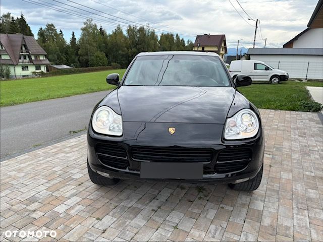 Porsche Cayenne - 6