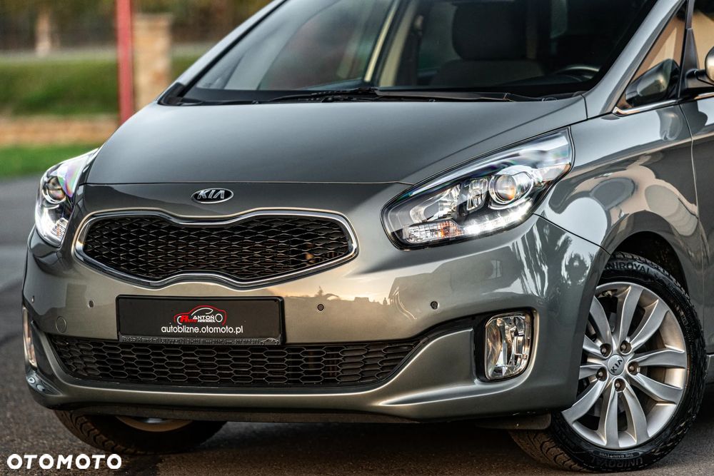 Kia Carens 2017 photo 4