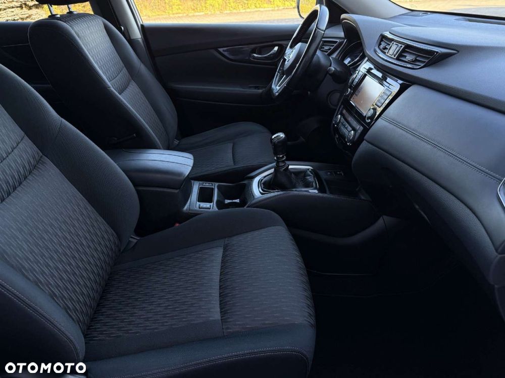 Nissan X-Trail 1.6 DIG-T N-Connecta - 28