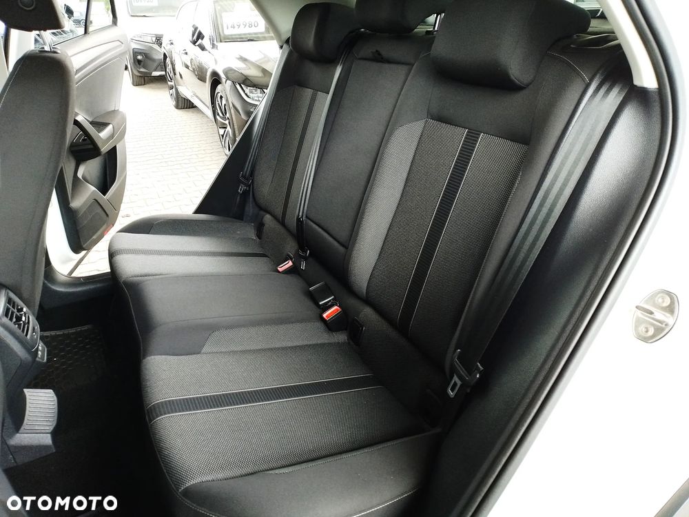 Volkswagen T-Roc 1.5 TSI Life DSG - 11