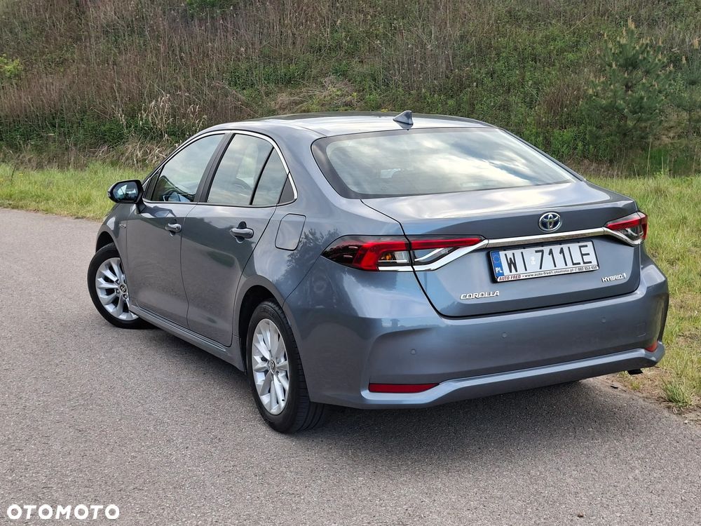 Toyota Corolla 1.8 Hybrid Comfort - 17