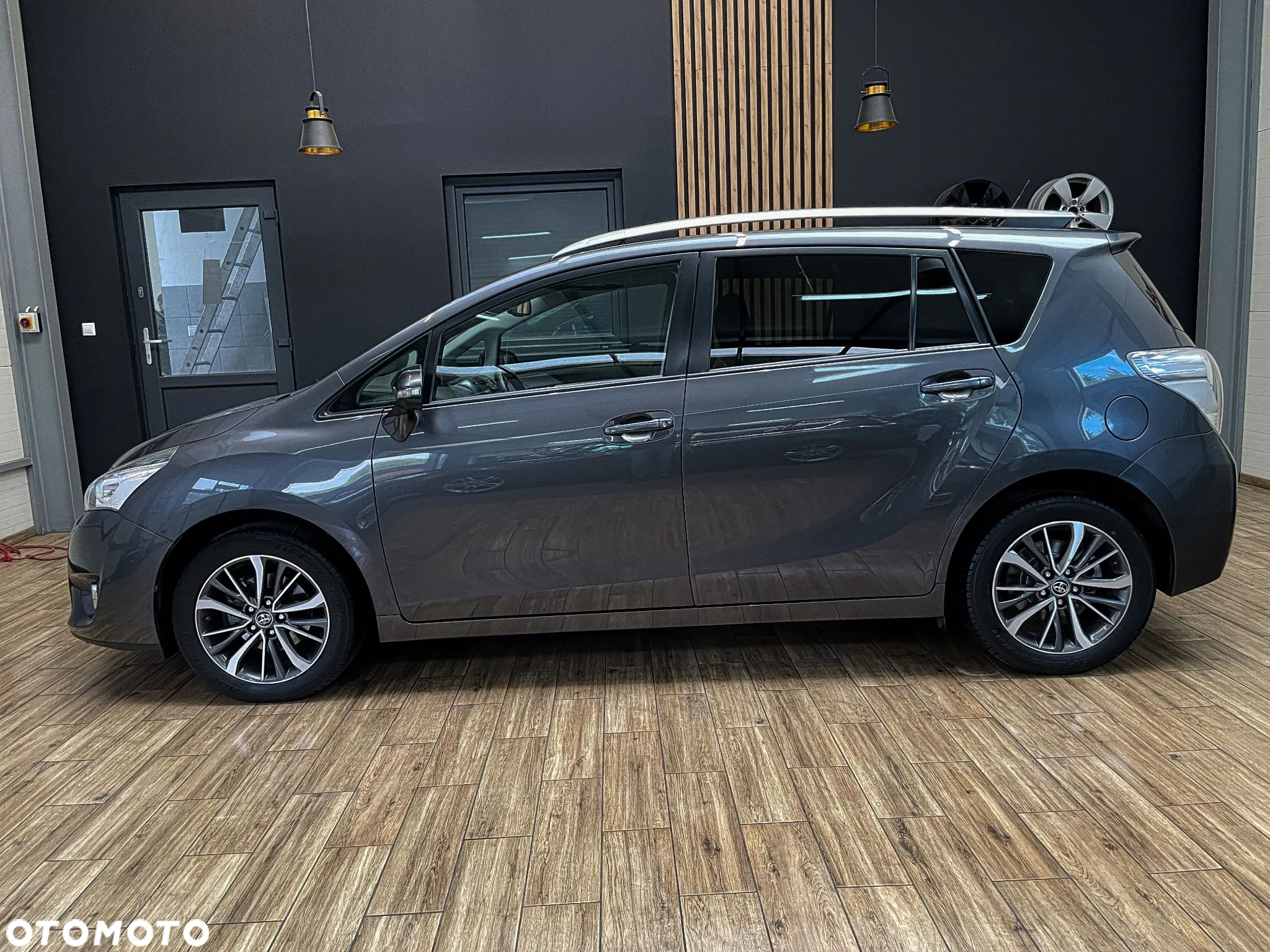 Toyota Verso 1.8 Premium 7os EU6 - 12