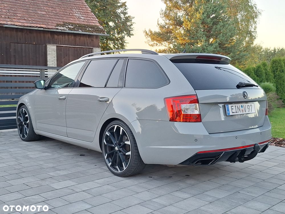 Skoda Octavia 2.0 TDI RS - 6