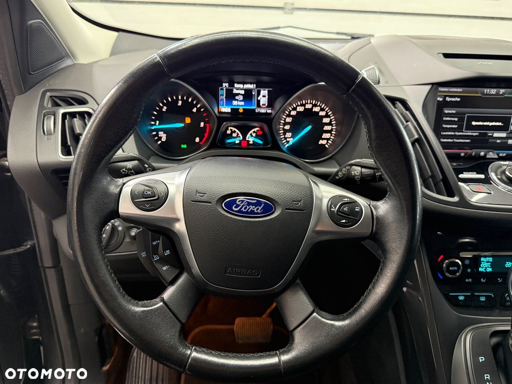 Ford Kuga 2.0 TDCi 4x4 Titanium - 20