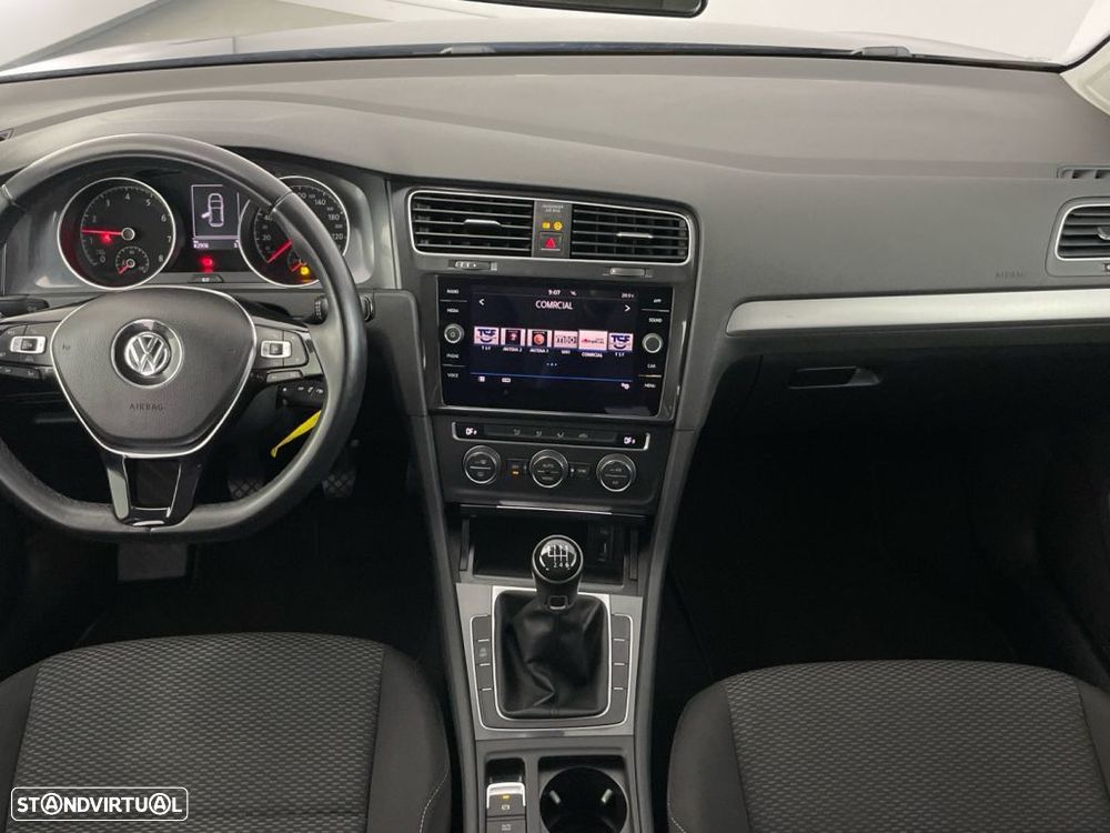 VW Golf 1.0 TSI Confortline - 10