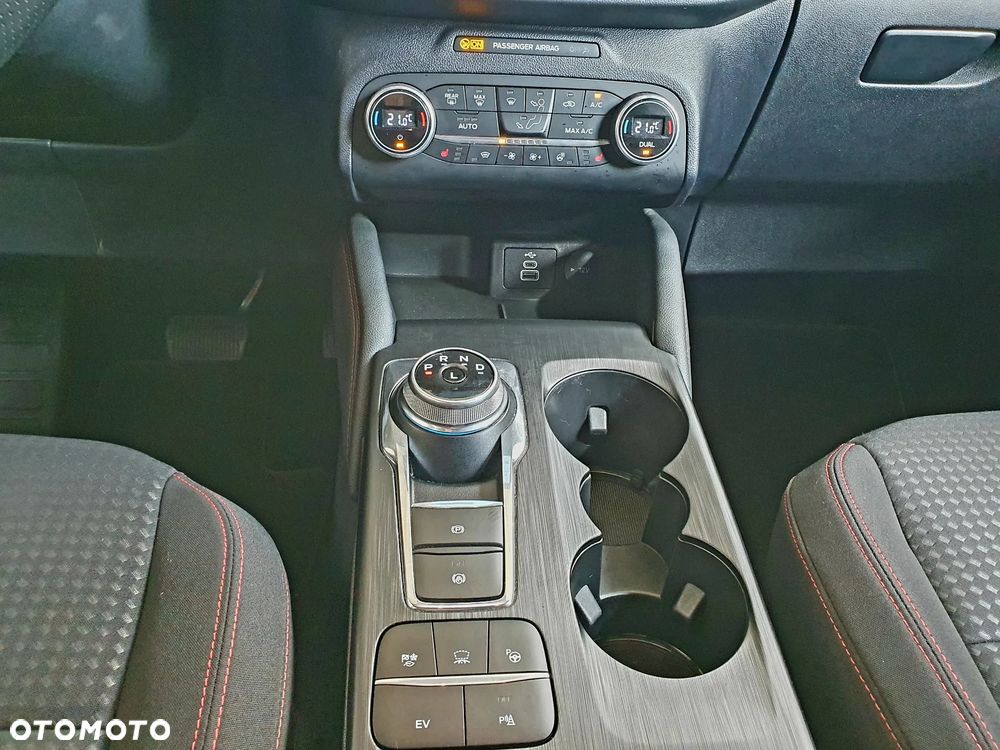 Ford Kuga - 14