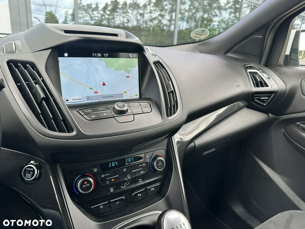 Ford Kuga 1.5 EcoBoost 2x4 ST-Line - 21