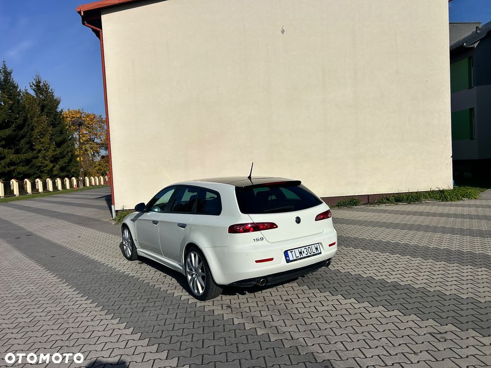 Alfa Romeo 159 - 5
