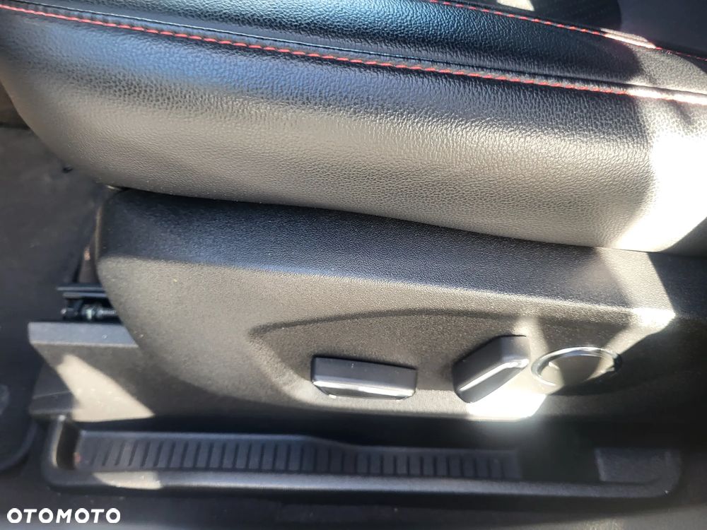 Ford Edge 2.0 EcoBlue Twin-Turbo 4WD ST-Line - 22