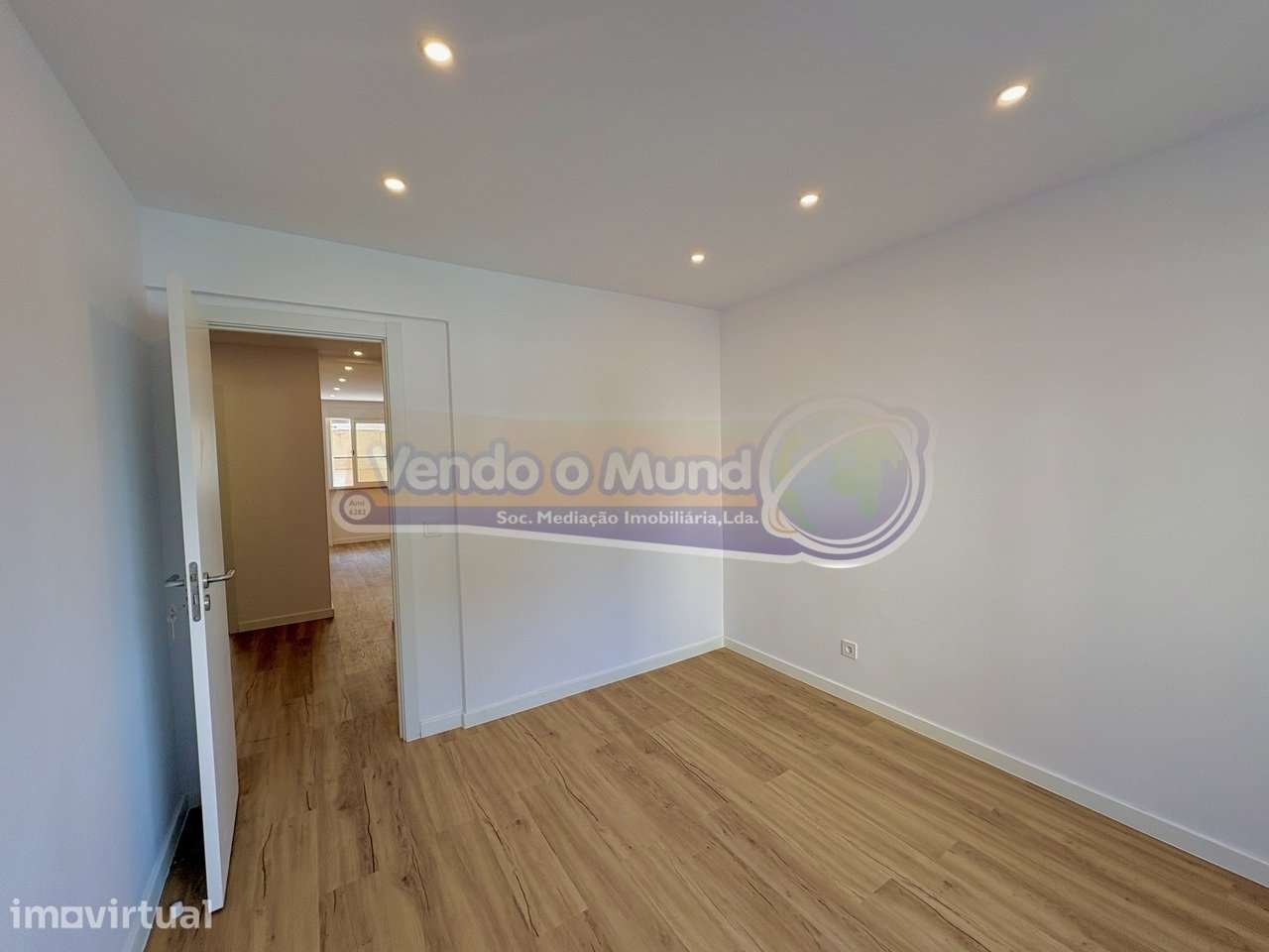Apartamento T1 +1 em Sacavém (LXLR044) - Grande imagem: 4/33