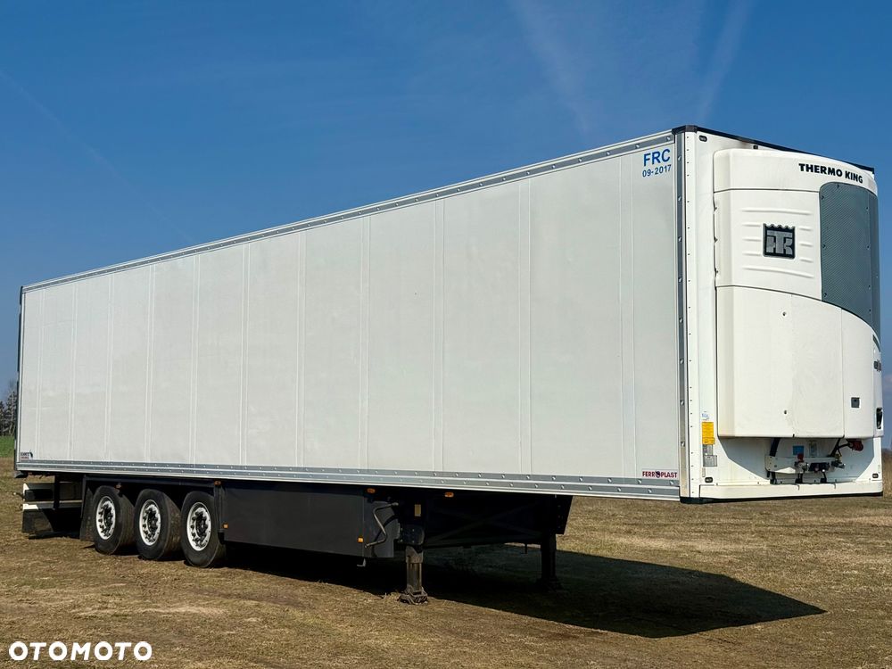 Schmitz Cargobull SCHMITZ / CHLODNIA / THERMO KING SLX 300 / DOPELSTOCHK/KOSZ NA PALETY/ 5 sm ROK PRODUKCJI: 2011 - 1