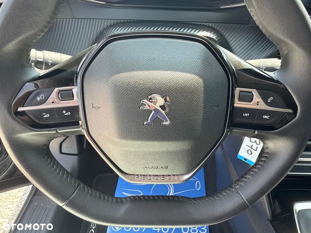 Peugeot 2008 BlueHDi 110 Allure - 21