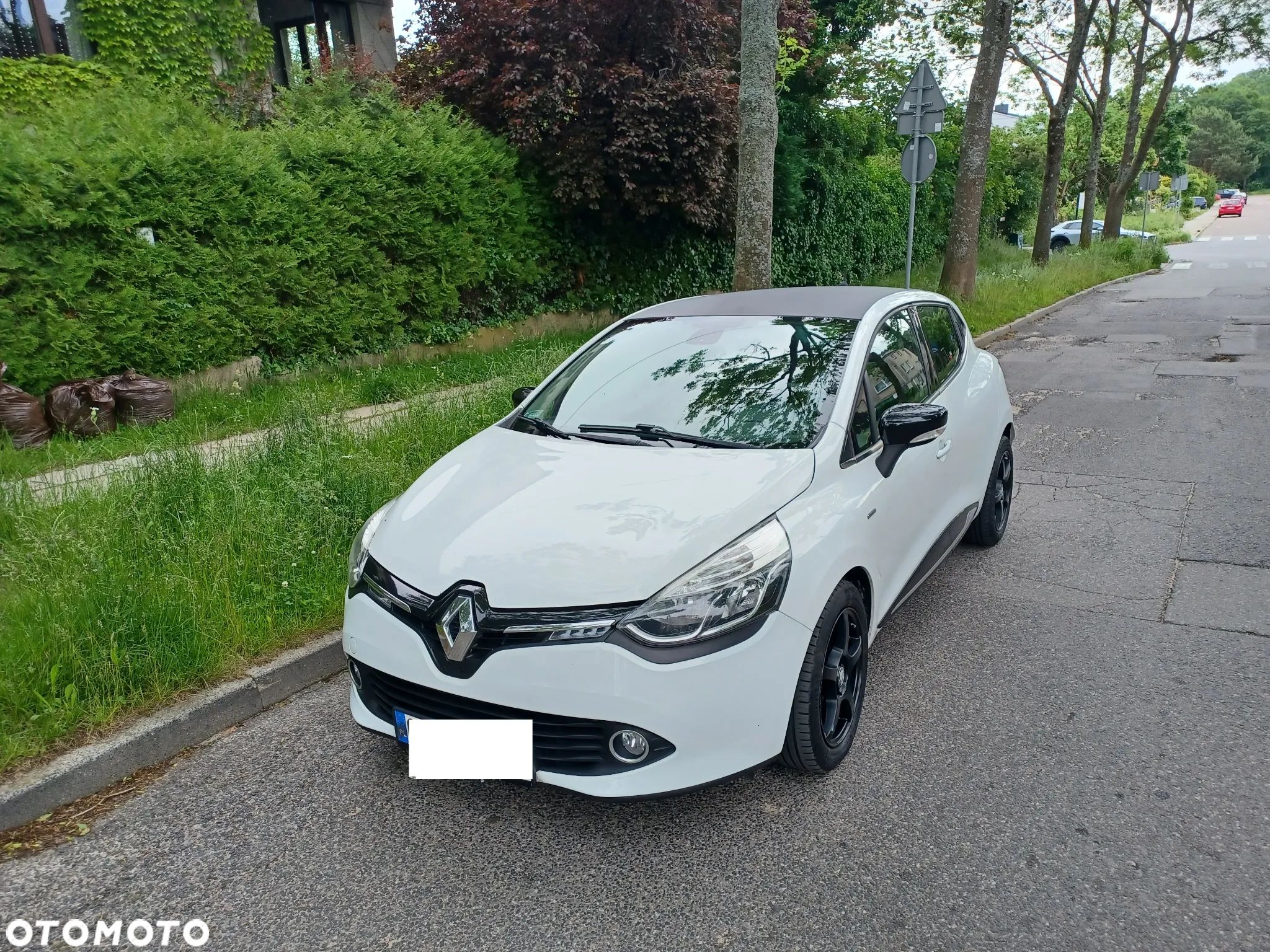 Renault Clio - 1