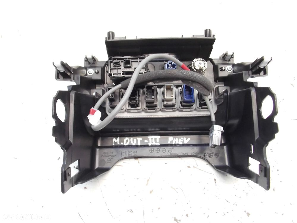 PANEL PRZEŁĄCZNIKÓW WŁĄCZNIK SZYBY GRZANEJ KIEROWNICY PARKOWANIA MITSUBISHI OUTLANDER III LIFT 2020r. ORYGINAŁ - 5