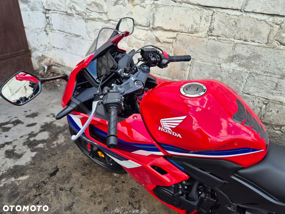 Honda CBR - 21