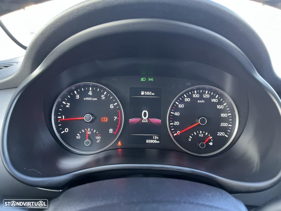 Kia Stonic - 29