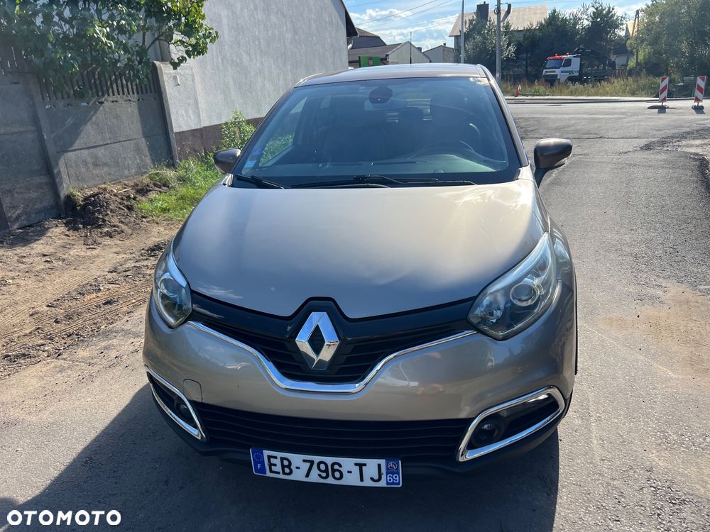 Renault Captur - 16