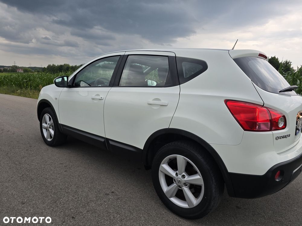 Nissan Qashqai - 2