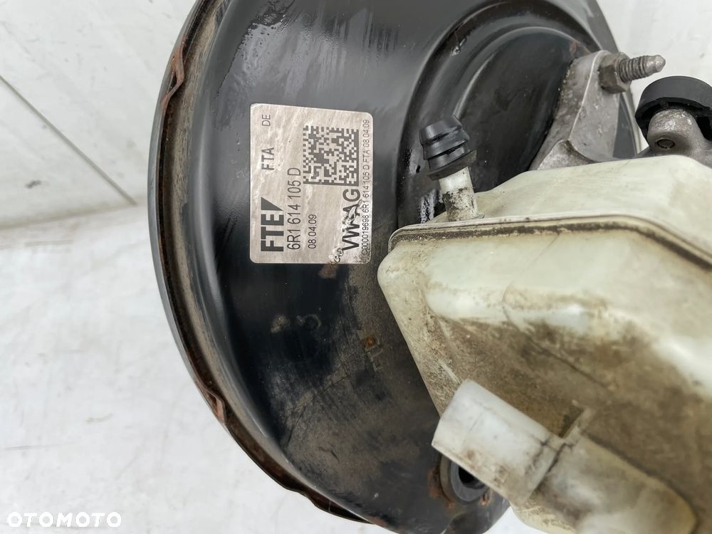 Serwo hamulcowe 6R1614105F 6R1614105D Seat Ibiza IV 1.2 12V - 3