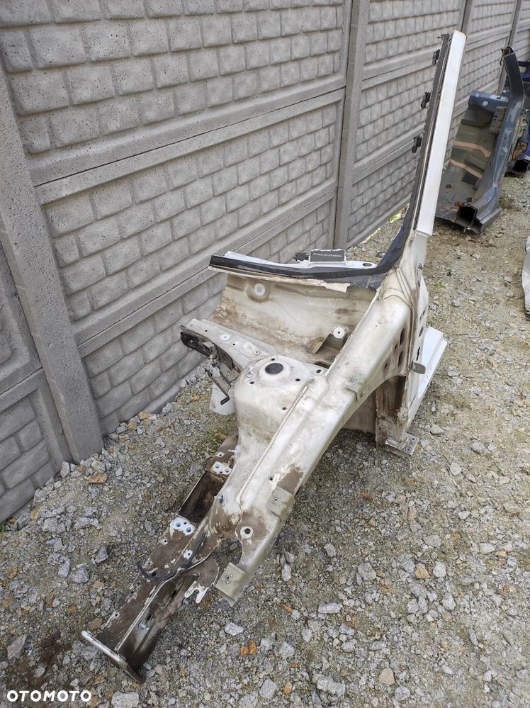 Ćwiartka lewa przód Volkswagen PASSAT B8 - 2