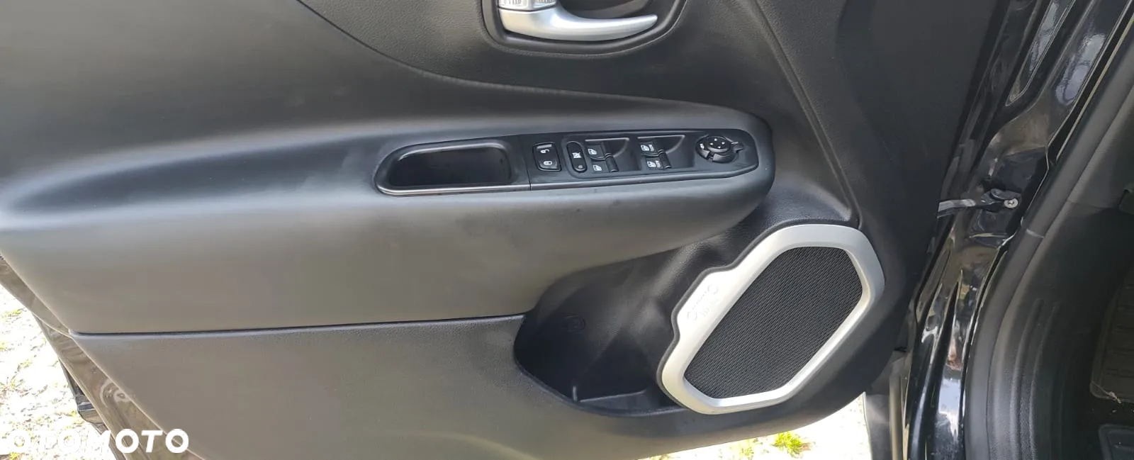 Jeep Renegade 1.4 MultiAir Limited - 13
